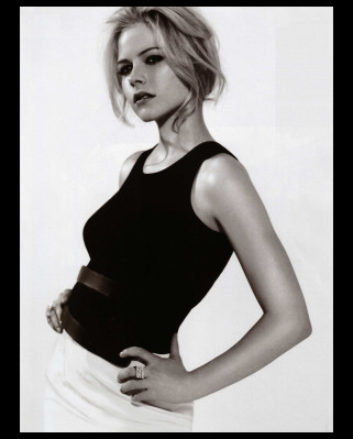 photo 3 in Lavigne gallery [id69189] -0001-11-30 00:00:00